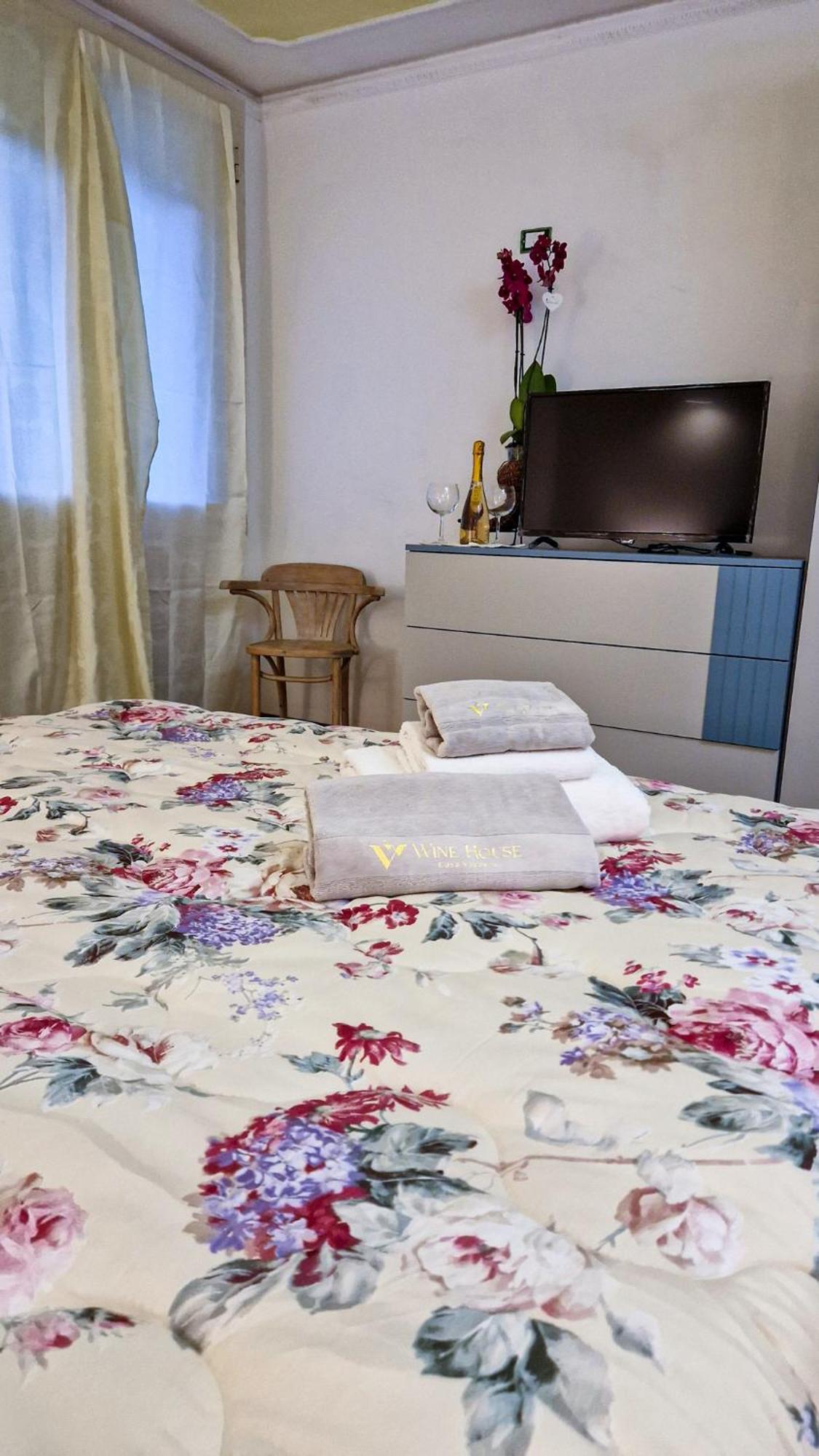 カパンノリ Wine House Bed & Breakfast エクステリア 写真